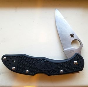 Spyderco Delica 4